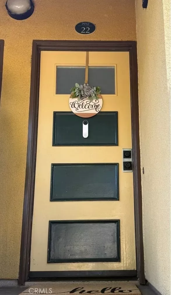 Property Photo:  25712 Le Parc #22  CA 92630 