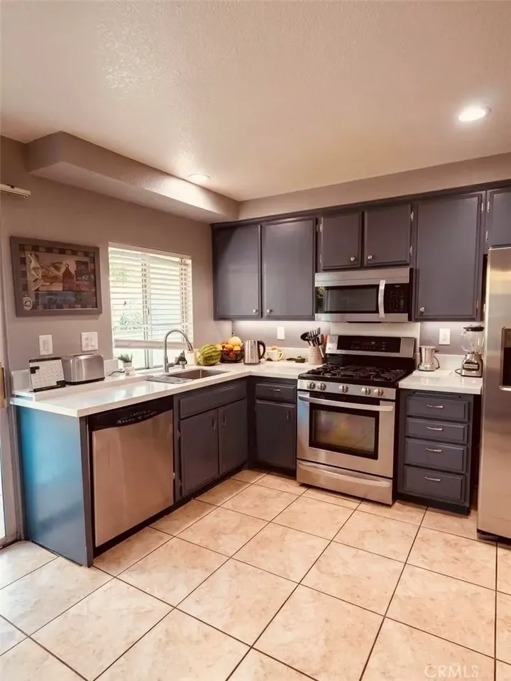 Property Photo:  14239 Long View Drive  CA 92337 