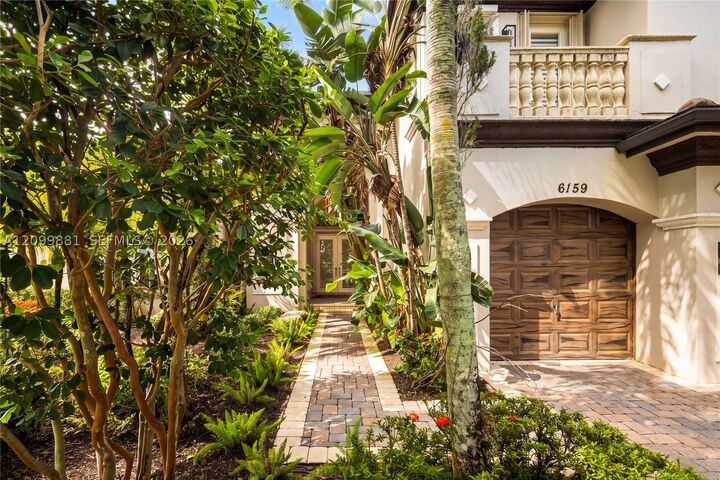 Property Photo: 6159 Via Venetia S FL 33484