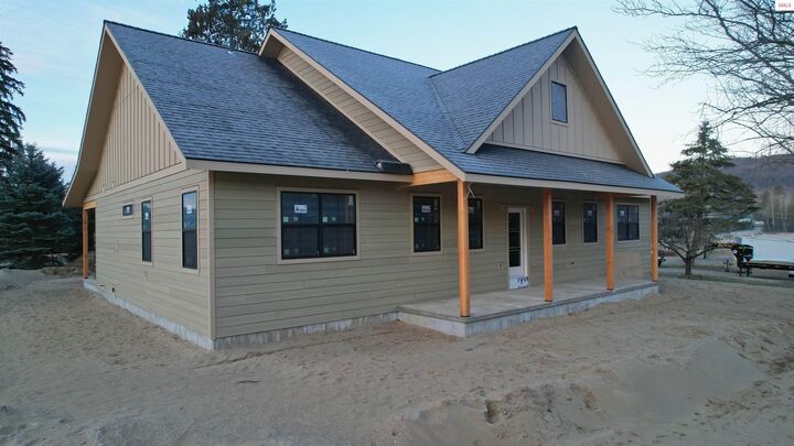Property Photo:  2109 Highland Flats Rd  ID 83847 