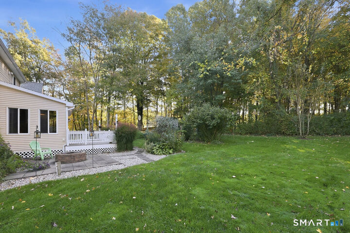 Property Photo:  435 Old Slocum Road  CT 06248 