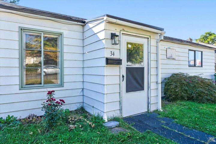 Property Photo:  34 E Princeton Ave  WA 99207 