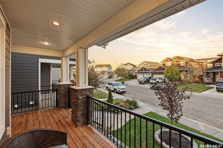 Property Photo:  282 Eaton Crescent  SK S7V 0H4 