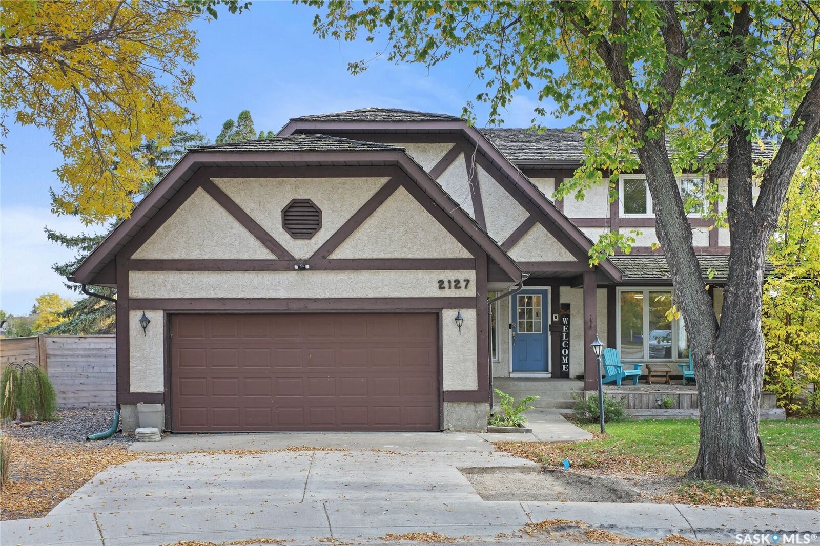 Property Photo:  2127 Cunning Crescent E  SK S4V 0M7 