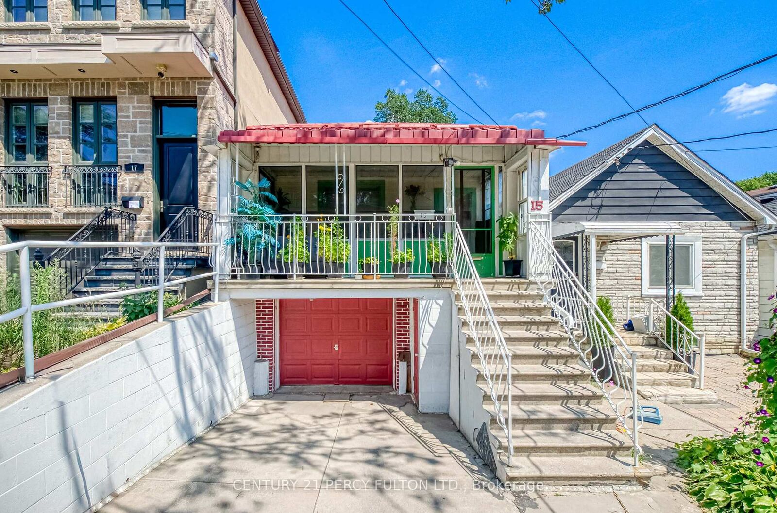 Property Photo:  15 Haverson Boulevard  ON M6M 3J5 