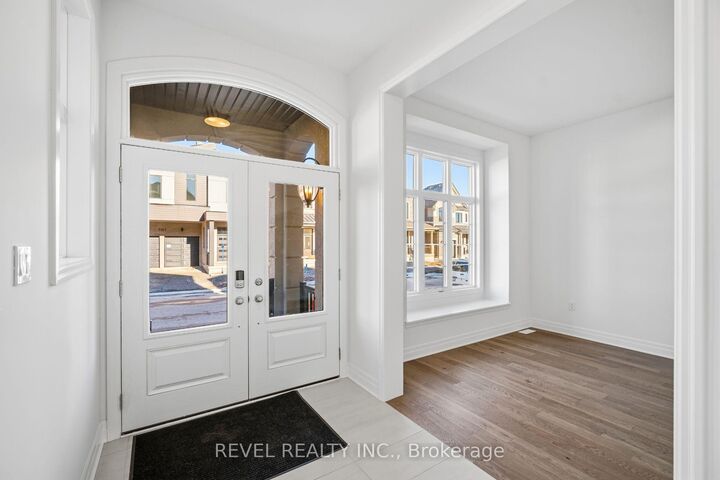 Property Photo:  1154 Maverick Way  ON L6H 8A9 