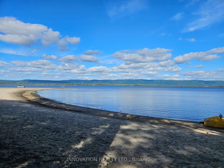 Property Photo:  628 Bayview Drive  ON K0A 3M0 
