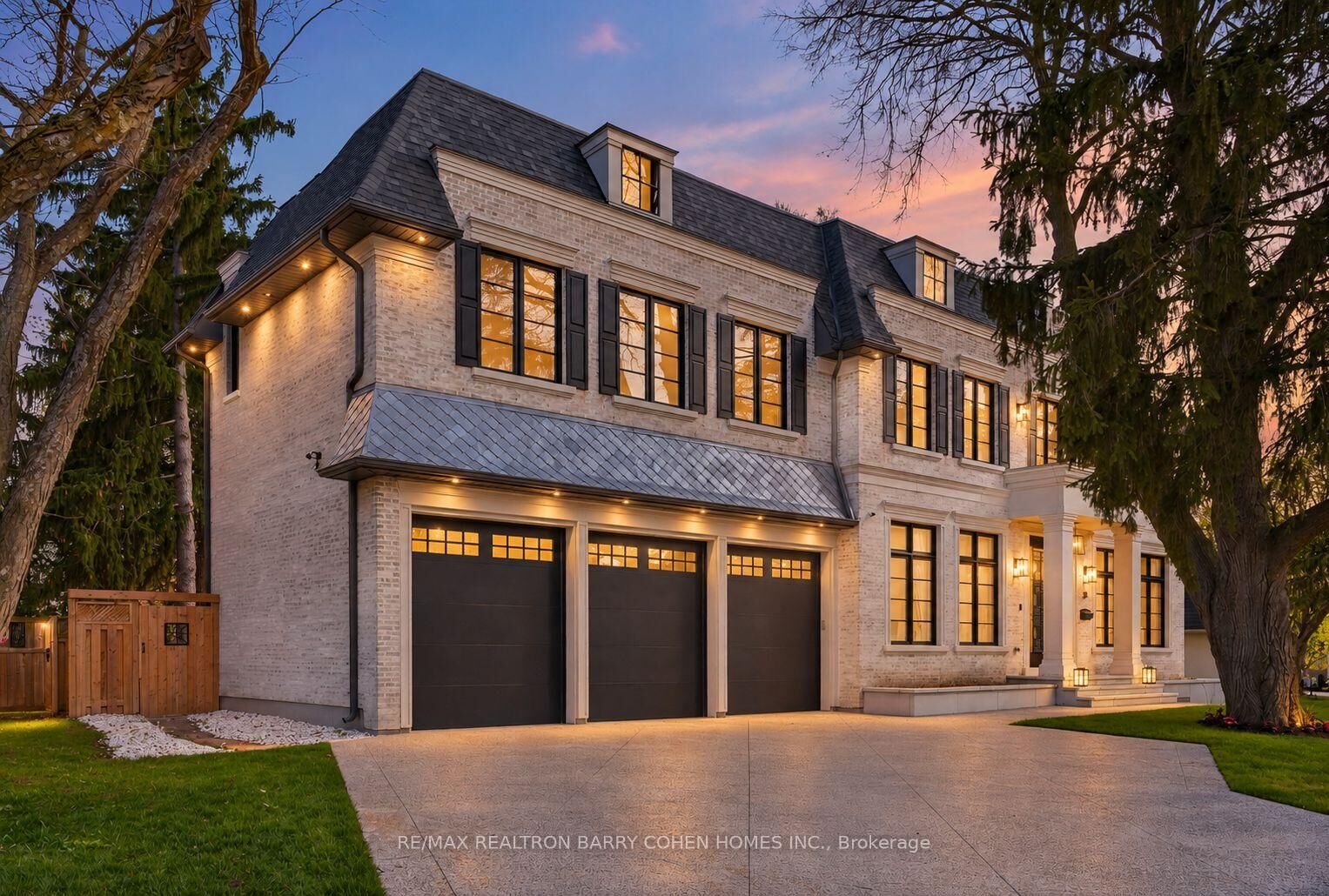 Photo de la propriété:  34 Greengate Road  ON M3B 1E8 