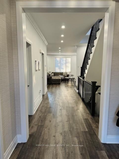 Property Photo:  220 Collingwood Street  ON K7L 3X8 
