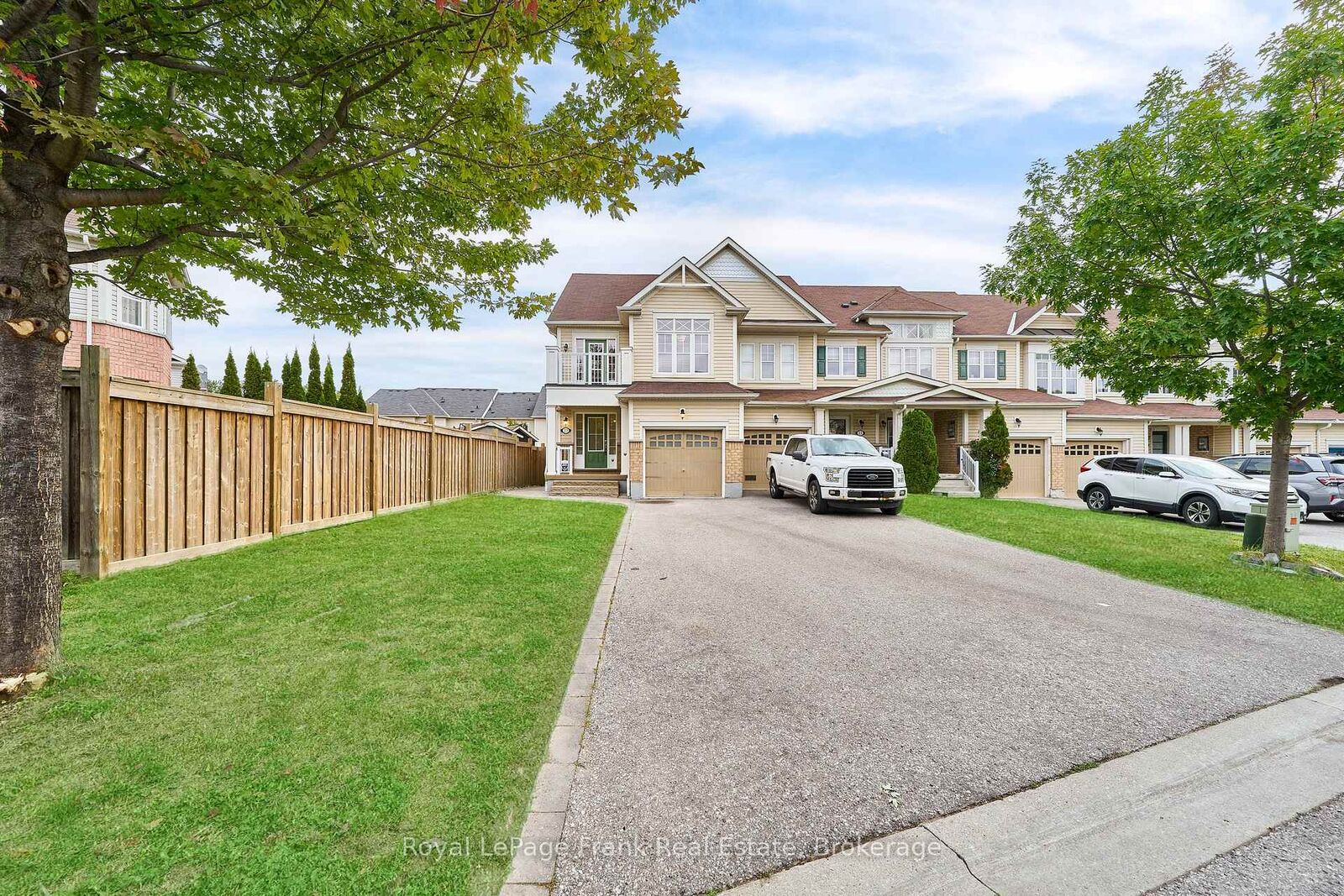 Property Photo:  23 Southshore Street  ON L1N 0H5 