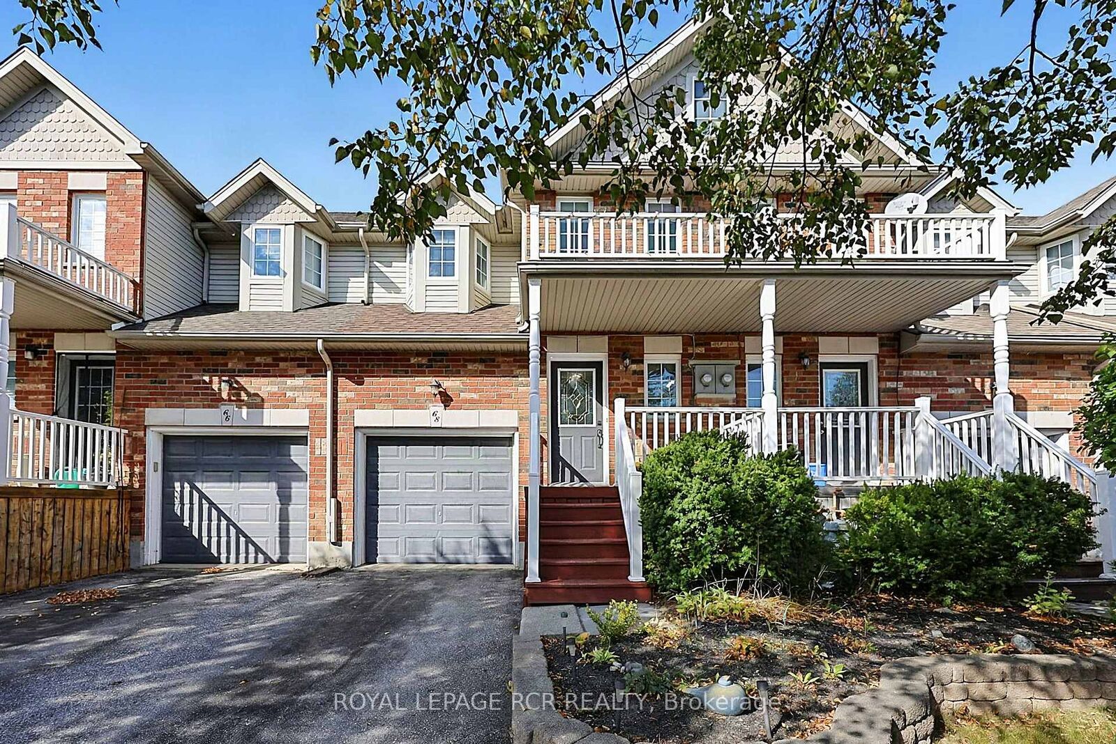 Property Photo:  68 Shephard Avenue  ON L9R 2G3 
