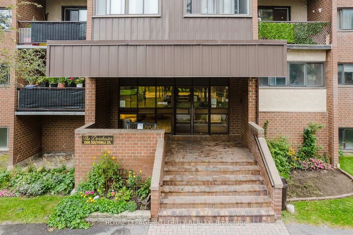 Property Photo:  2650 Southvale Crescent 212  ON K1B 4S9 