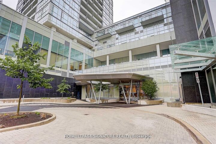 Property Photo: 5180 Yonge Street Uph03 ON M2N 5P6