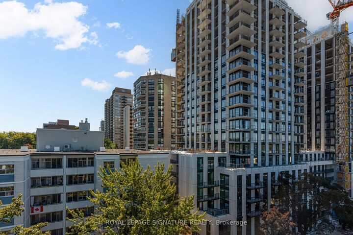Property Photo:  60 Montclair Avenue 401  ON M5P 1P7 