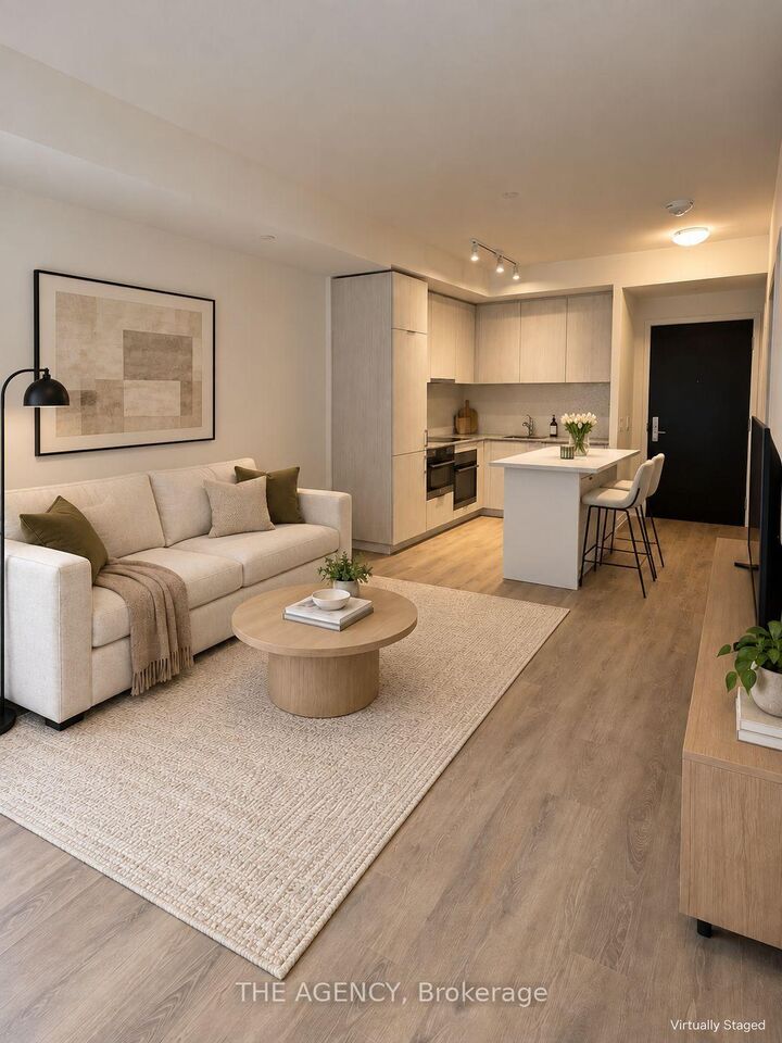 Property Photo:  158 Front Street E 208  ON M5A 0K9 