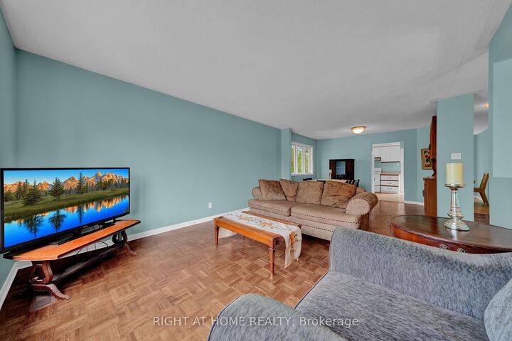 Photo de la propriété:  138 45th Street N  ON L9Z 1Z2 