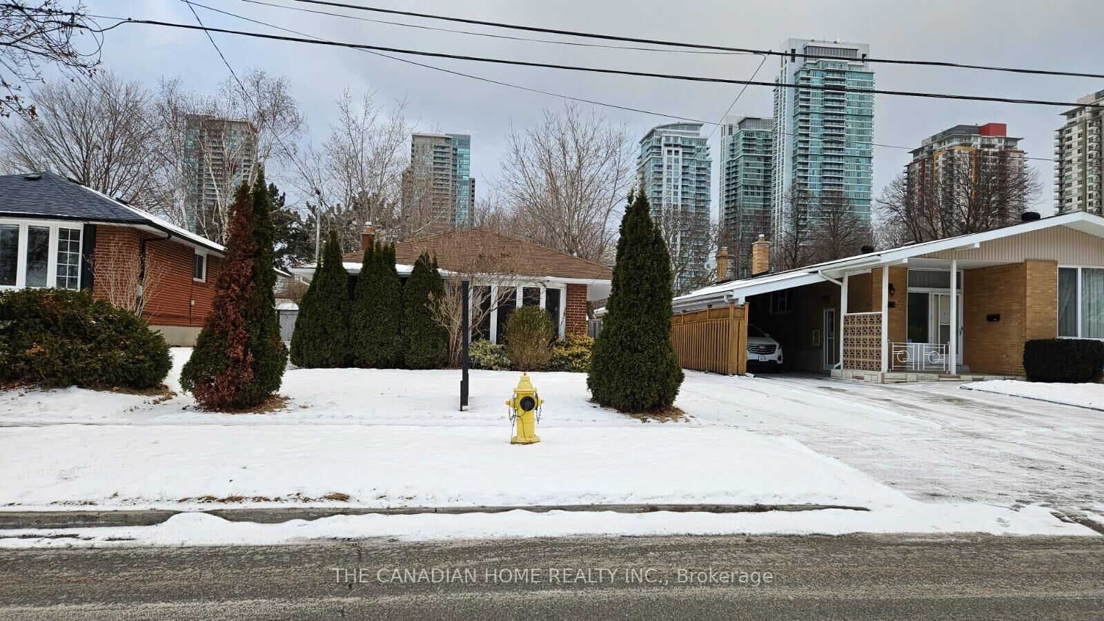 Property Photo: 12 Aspendale Drive Main ON M1P 4J6