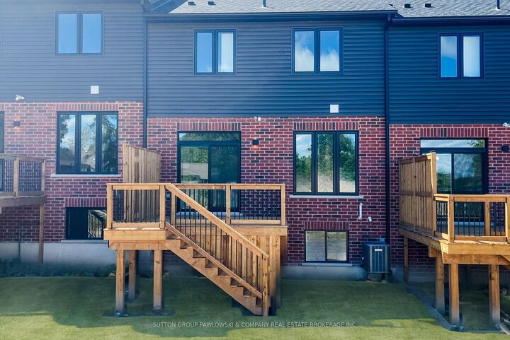 Property Photo:  414 Old Wonderland Road 3  ON N6K 3R2 