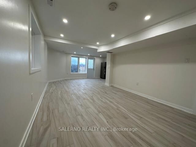 Property Photo:  23 Redhill Avenue Lower  ON M6E 2C2 