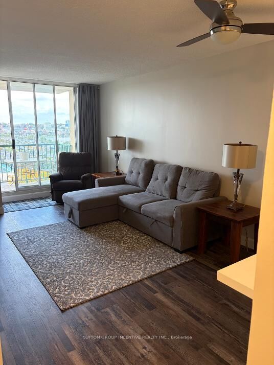 Property Photo:  75 Ellen Street 1105  ON L4N 7R6 