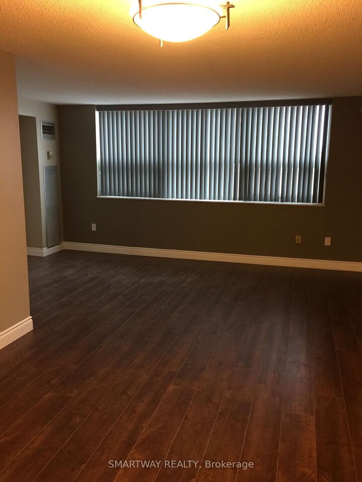 Property Photo:  4 Lisa Street 507  ON L6T 4B6 