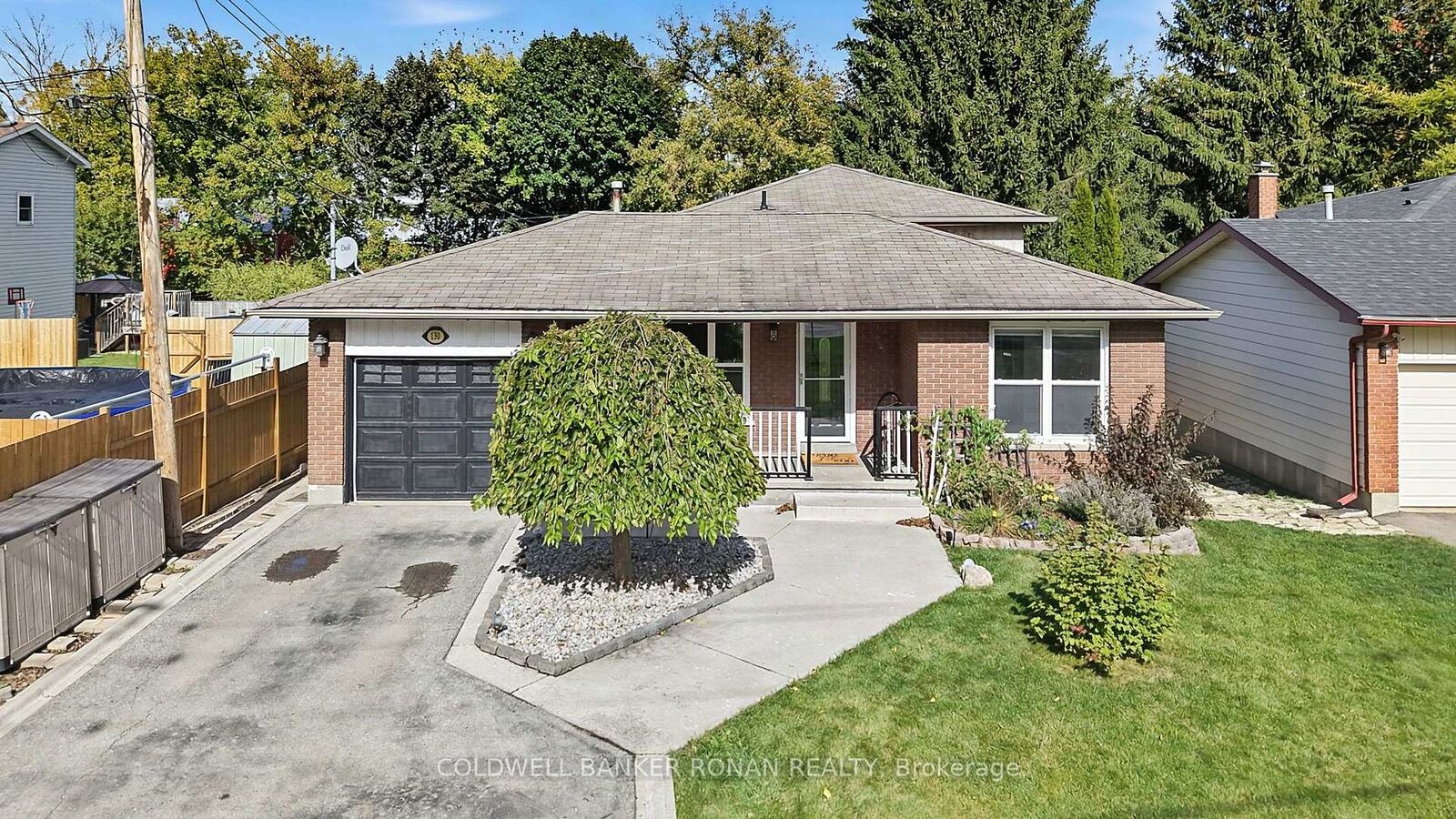 Photo de la propriété:  130 Queen Street  ON L9R 1K6 