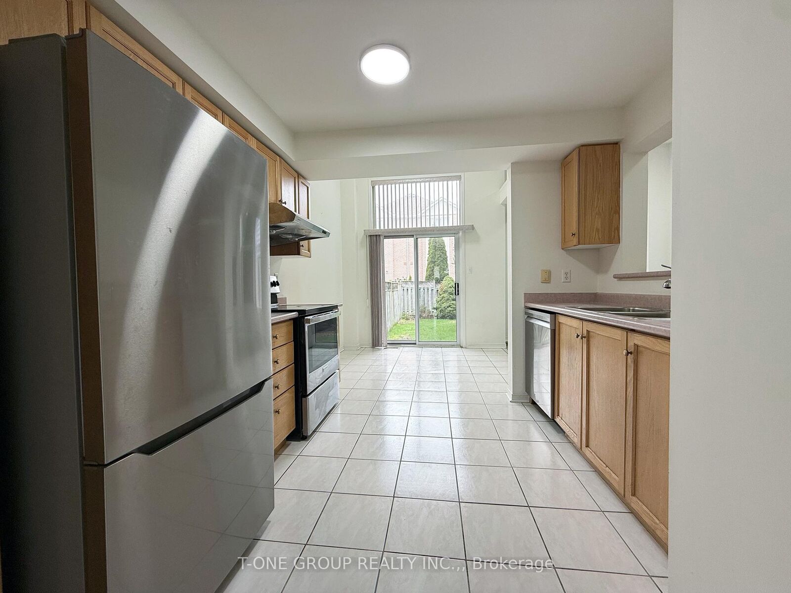 Property Photo:  90 Bridlepath Street  ON L4S 1S2 