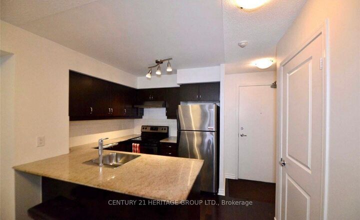 Property Photo: 27 Rean Drive 306 ON M2K 0A6