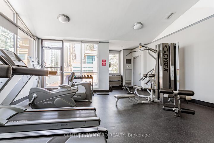 Property Photo:  555 Yonge Street 401  ON M4Y 3A6 