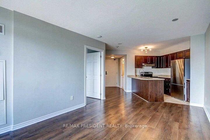 Property Photo:  220 Forum Drive 408  ON L4Z 4K1 