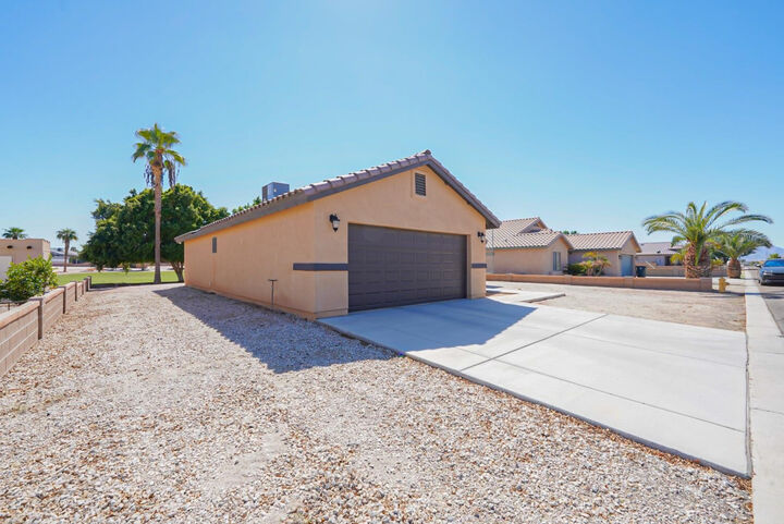 Property Photo: 28551 Canal Avenue AZ 85356
