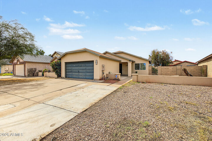 Property Photo:  7354 N 69th Avenue  AZ 85303 