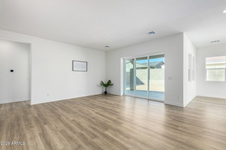 Property Photo:  19758 W Montecito Avenue  AZ 85340 