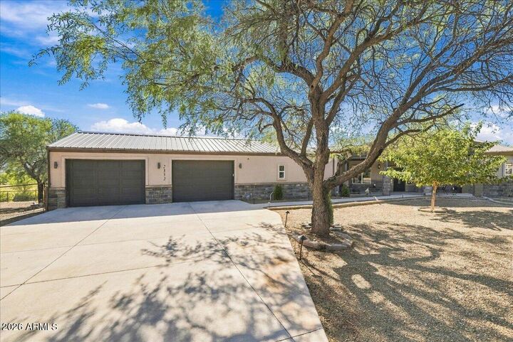 Property Photo:  2332 S Diamond Creek Lane  AZ 86322 