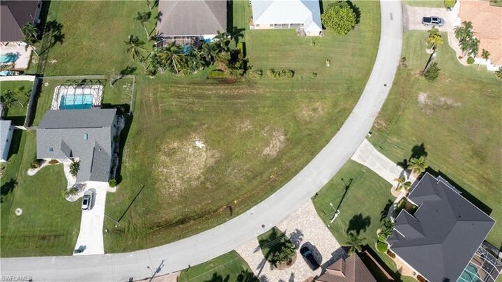Property Photo: 3330 SW 25th Ct FL 33914