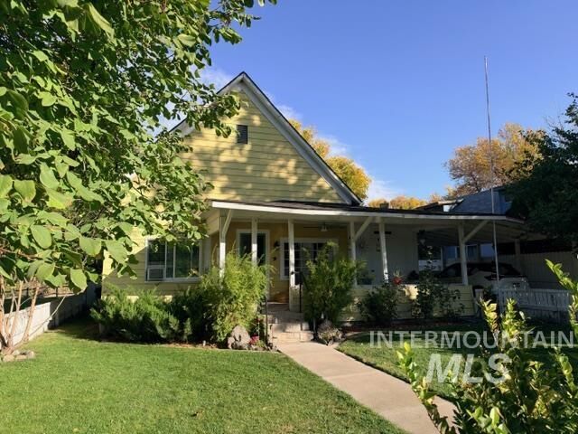 Property Photo:  220 W Cleveland Ave  ID 83623 