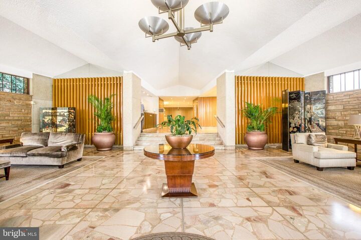 Property Photo:  1200 N Nash Street 554  VA 22209 