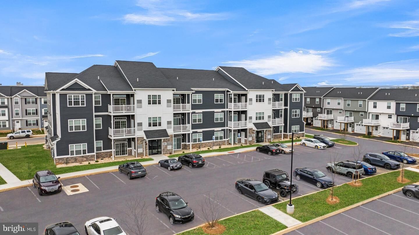 Property Photo: 980 Setting Sun Ln 07-104 PA 17201