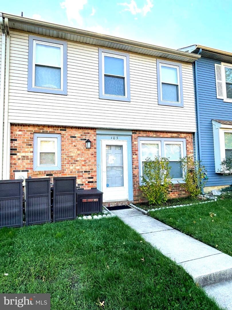 Property Photo:  103 Roberts Lane  NJ 08053 