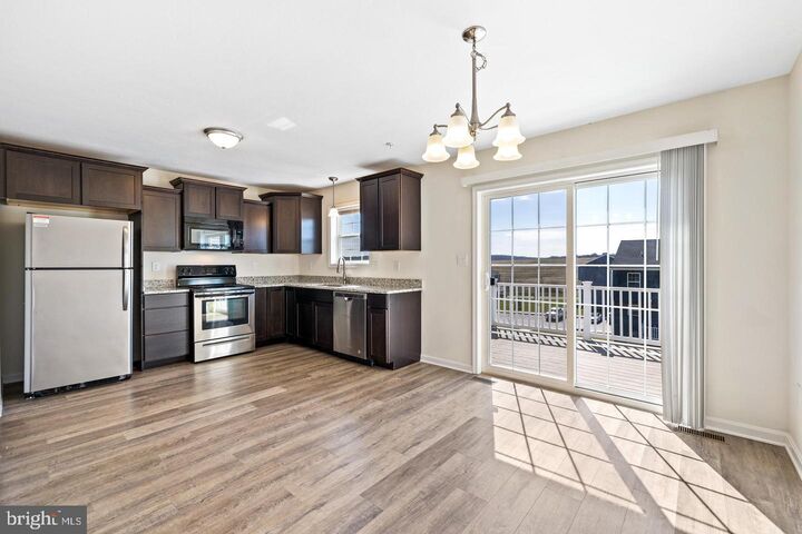 Property Photo:  8 Heath Cir  PA 17015 
