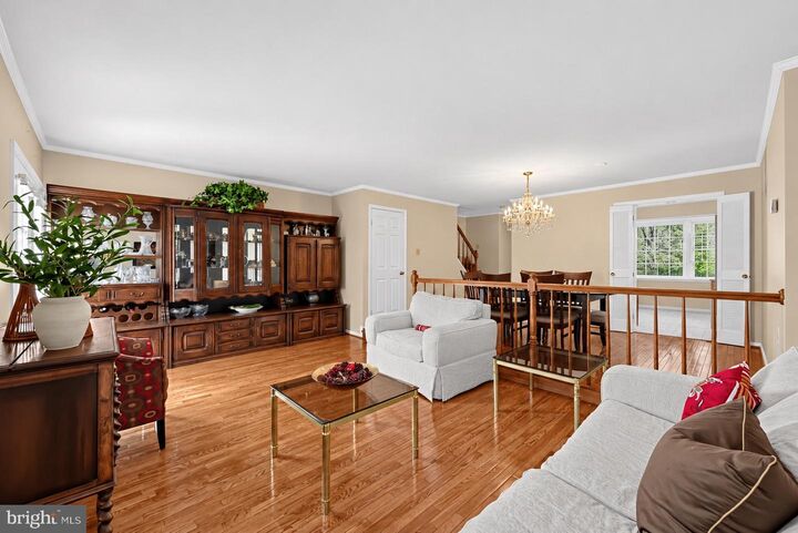 Property Photo: 12517 Manchester Way VA 22192