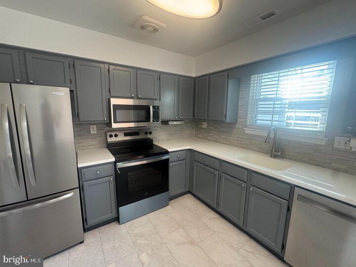 Property Photo:  24 Craig Court  PA 18940 