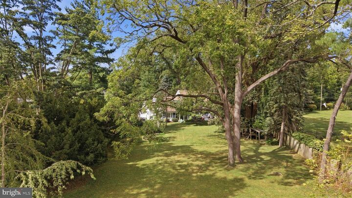 Property Photo:  411 S Ithan Avenue  PA 19010 