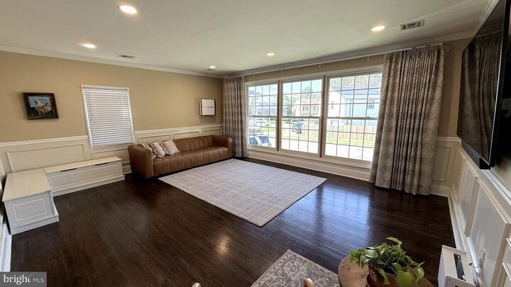 Property Photo:  92 Bradford Avenue  NJ 07424 