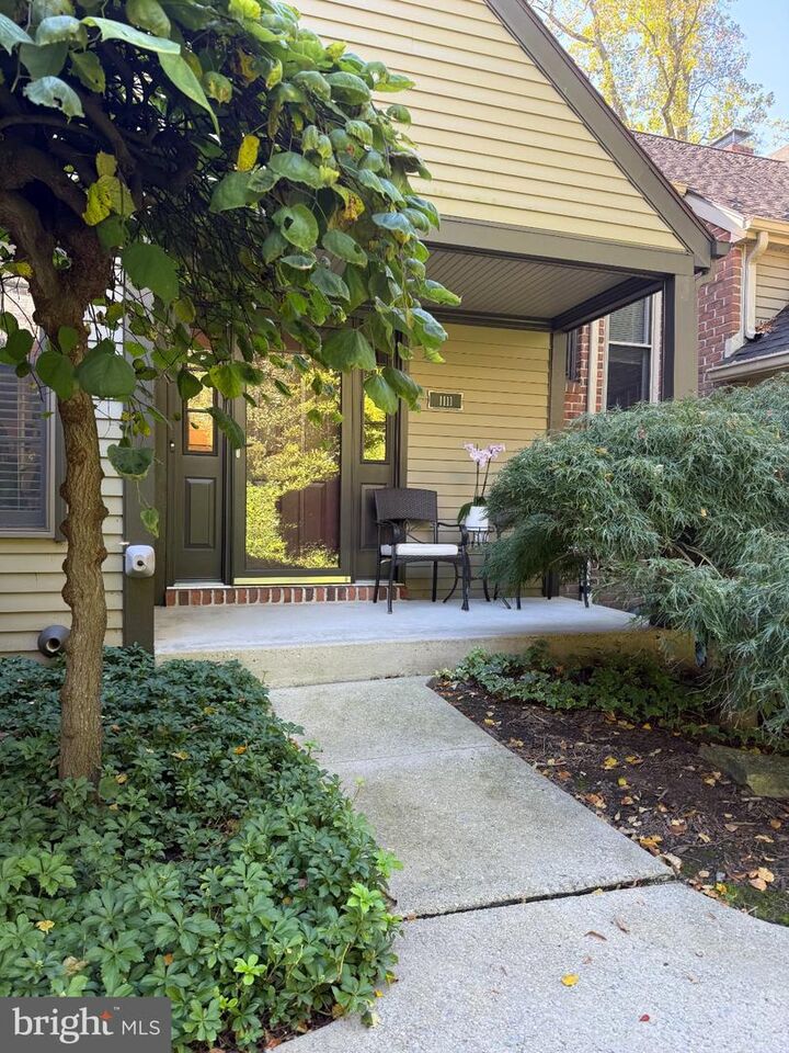 Property Photo:  1111 Galway Court  PA 17036 