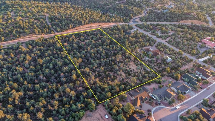 Property Photo: 1101 E Tyler Parkway AZ 85541