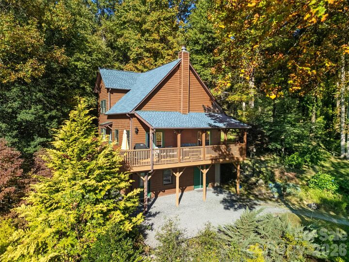 Property Photo:  373 Lynn Crest Drive  NC 28712 