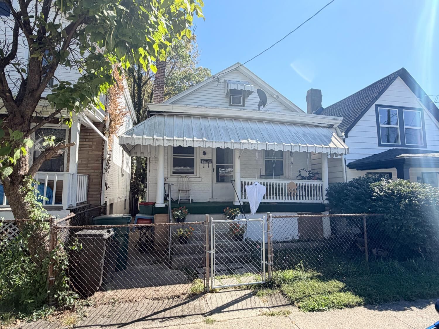 Property Photo: 5110 Rolston Avenue OH 45212
