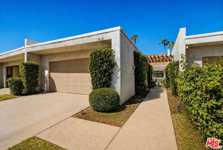 Property Photo:  78451 Montego Bay Cir  CA 92203 