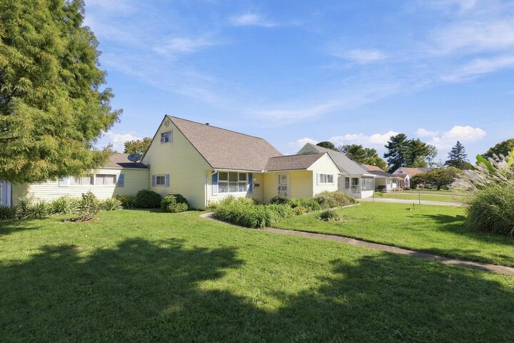Property Photo:  4126 Rickenbacker Avenue  OH 43213 